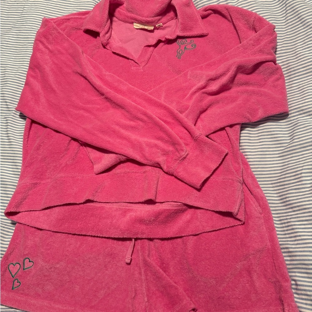 Roller Rabbit Pink Terry Cloth Set EUC top is size large shorts are medium